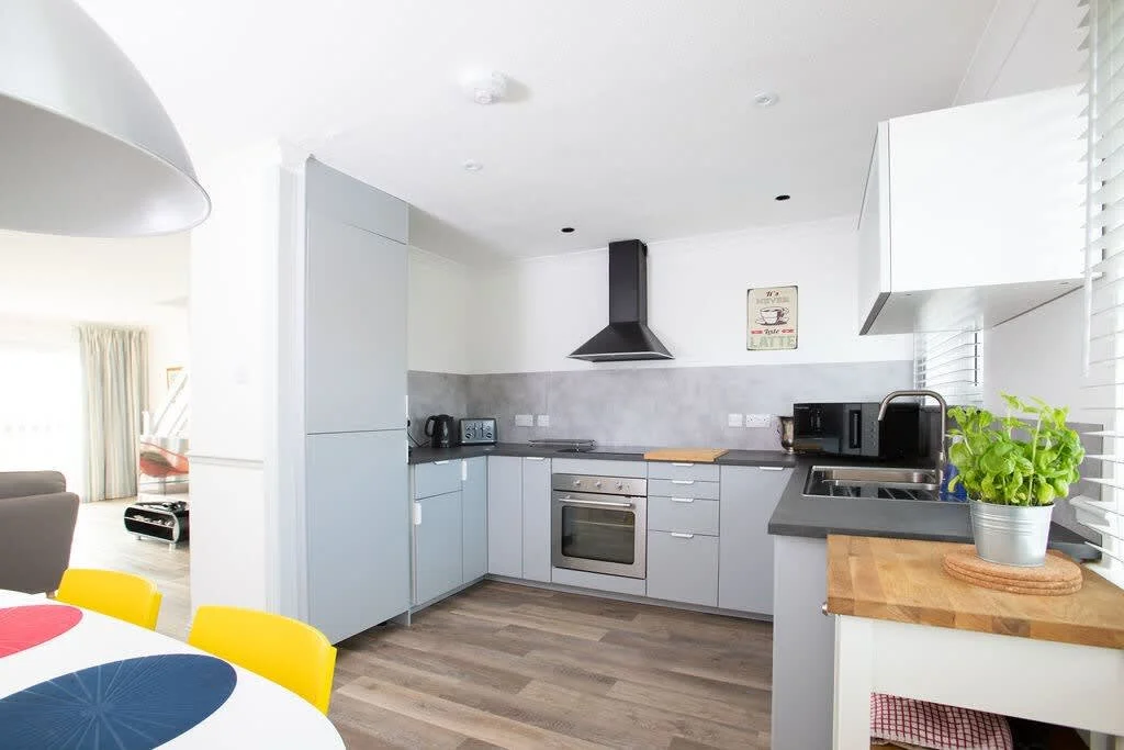 Enjoy preparing meals with plenty of space and great appliances.