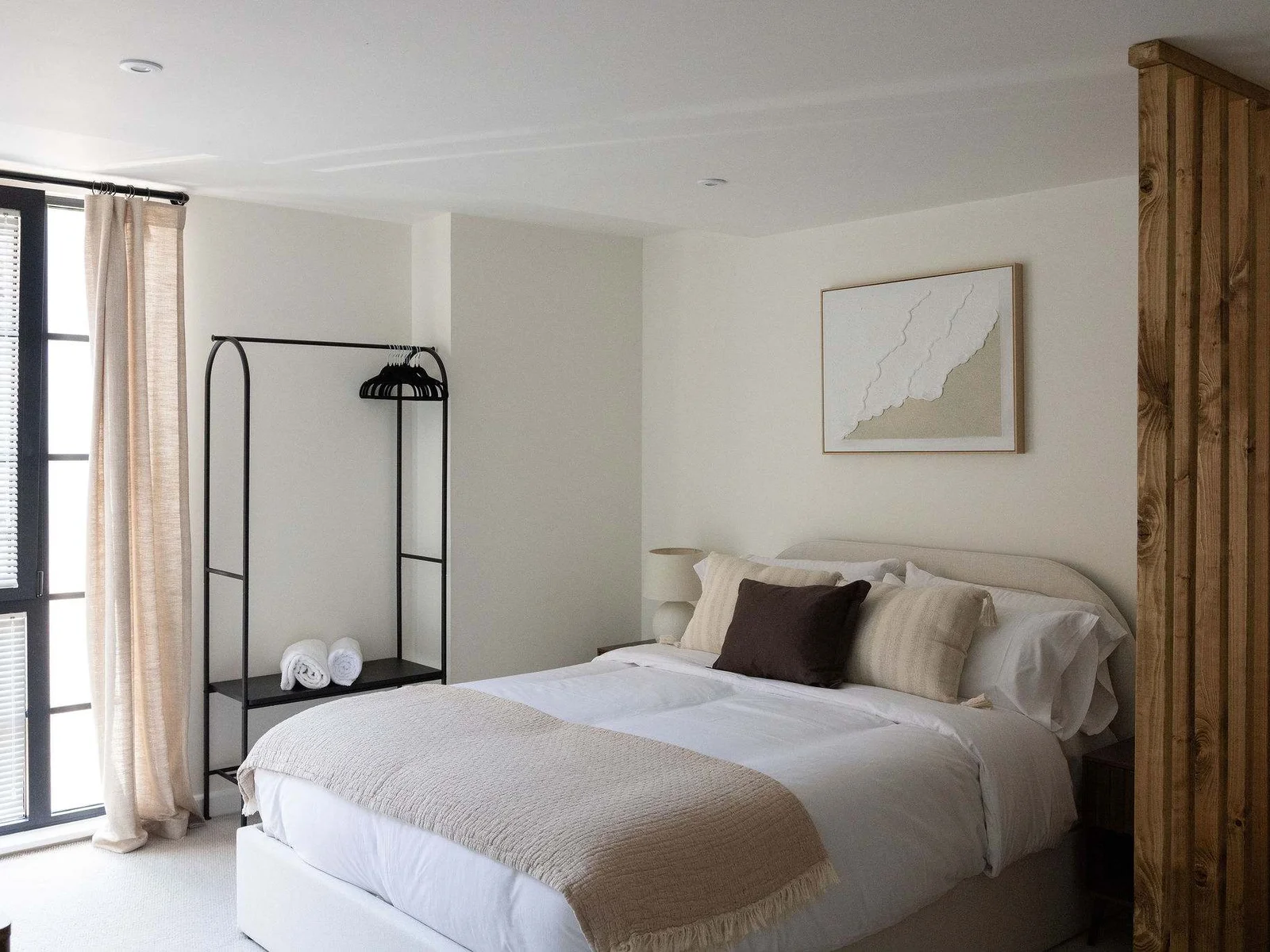 Bright and spacious king bedroom, offering a peaceful retreat after exploring Chichester and the coast.