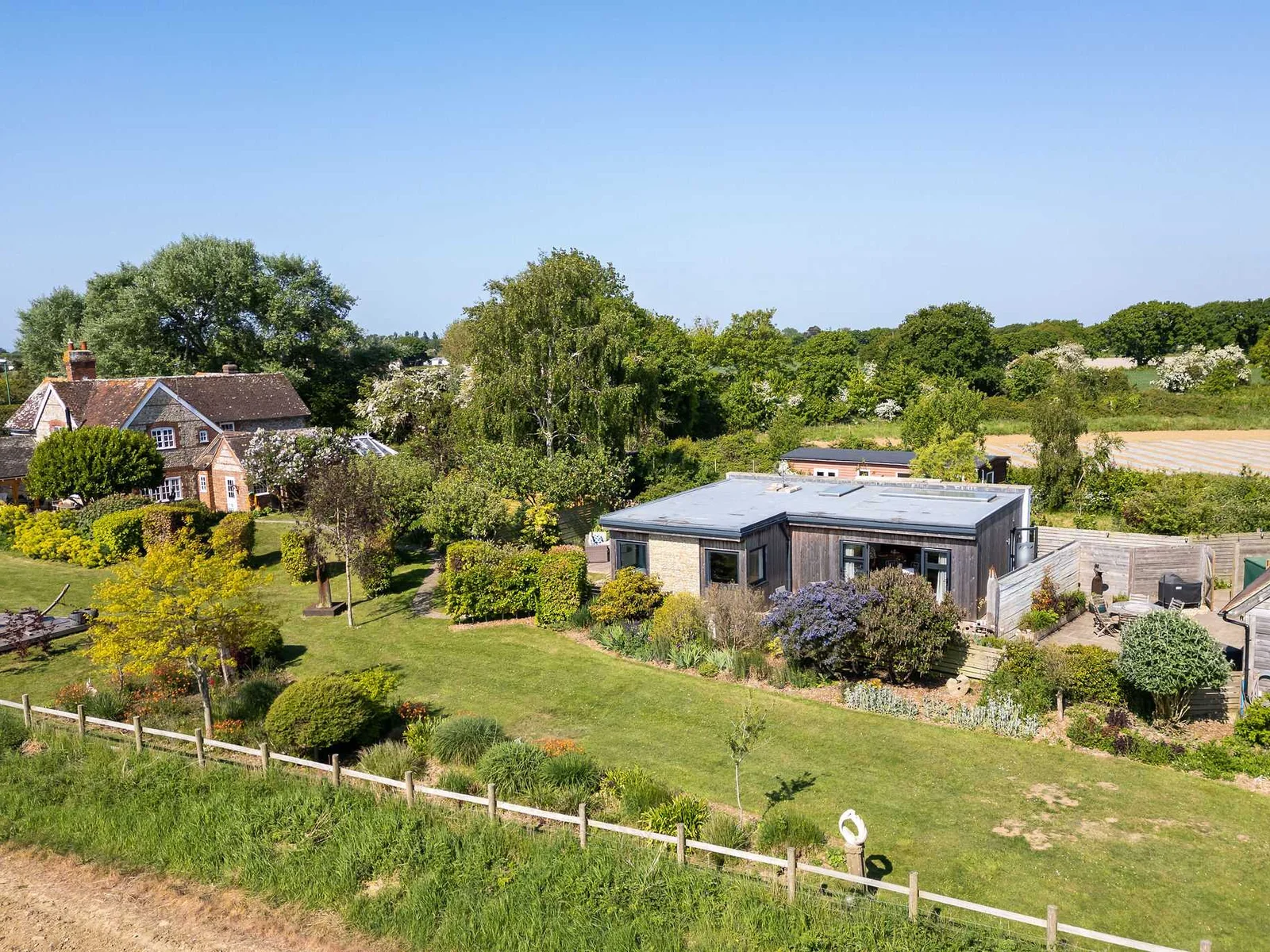 Peaceful rural setting and surrounded by expansive gardens and open views