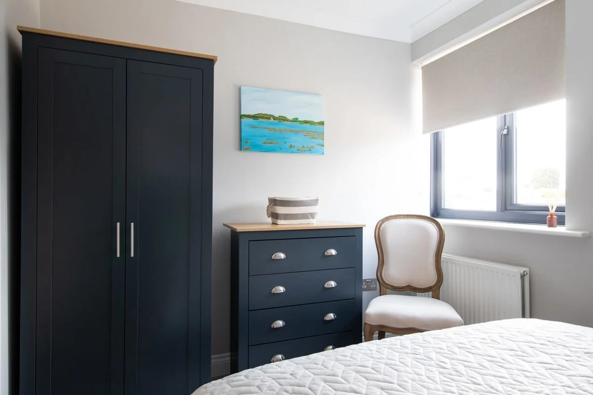 Ample wardrobe and cabinet are there to keep your clothes clean and wrinkle-free
