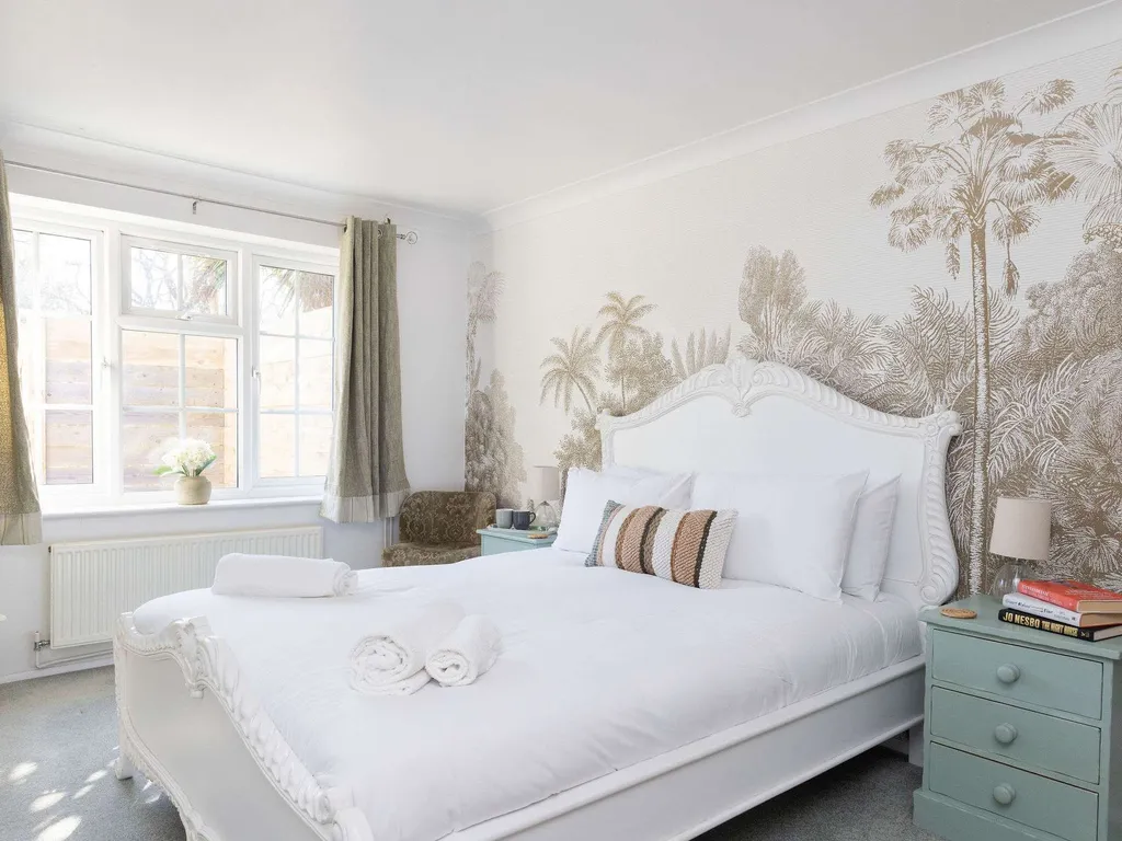 Stylish One Bed Annexe Near Marina and Beaches