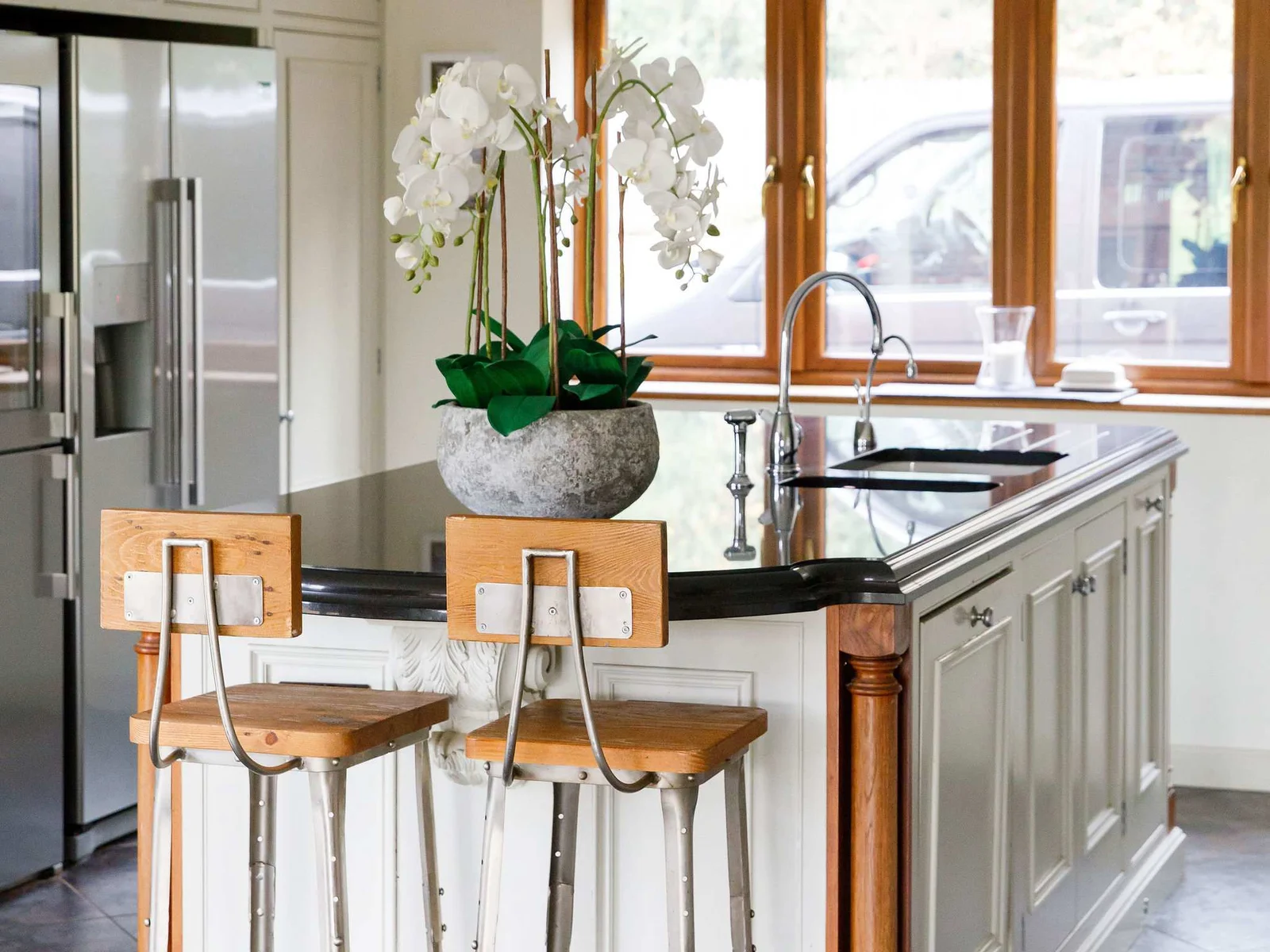 The central island is perfect for morning coffee or evening drink while dinner is cooking.