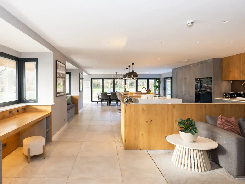 Stillwaters Estate – 14 Bd, Pool, Spa & Golf Suite