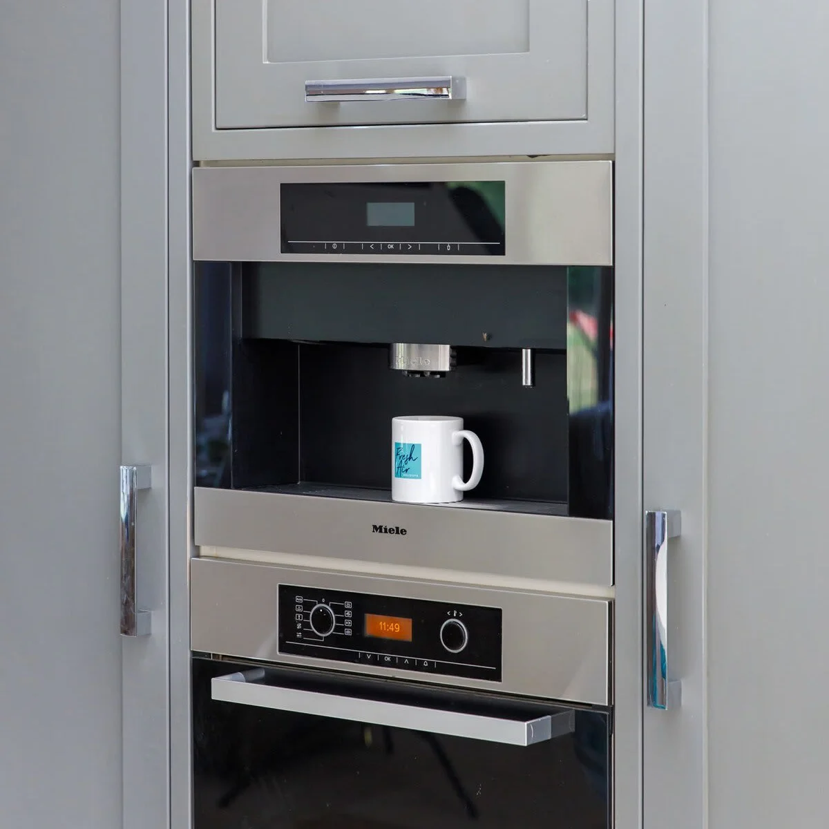 Enjoy a morning coffee with the Miele machine.