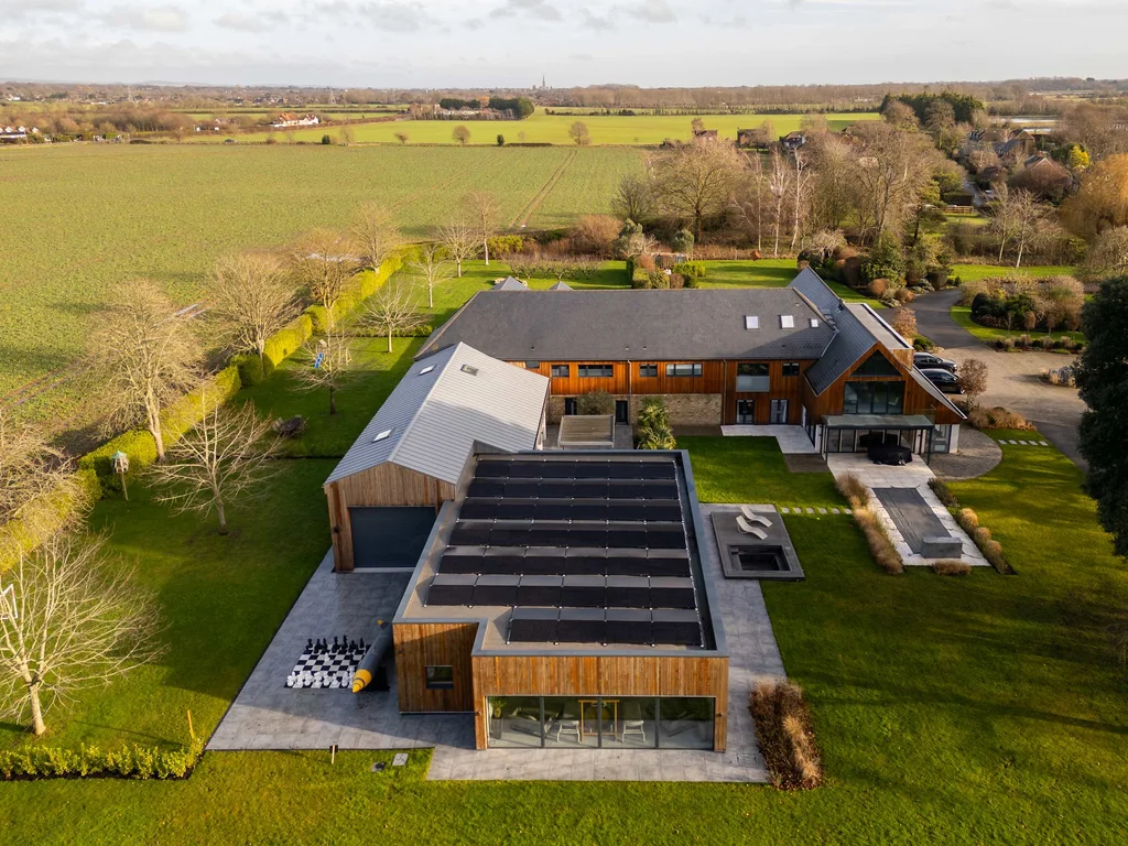 Stillwaters Estate – 14 Bd, Pool, Spa & Golf Suite