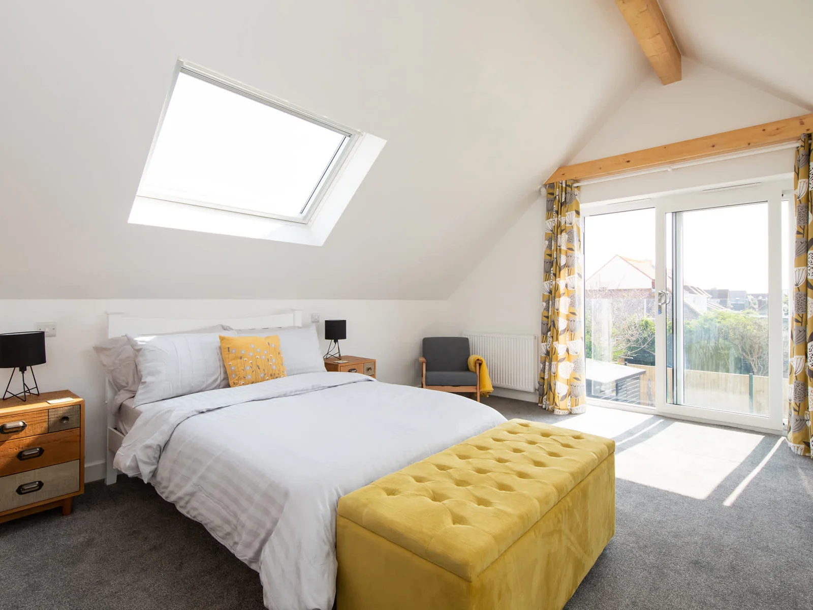 The comfortable king mattress of the master bedroom will have you feeling like sleeping on clouds