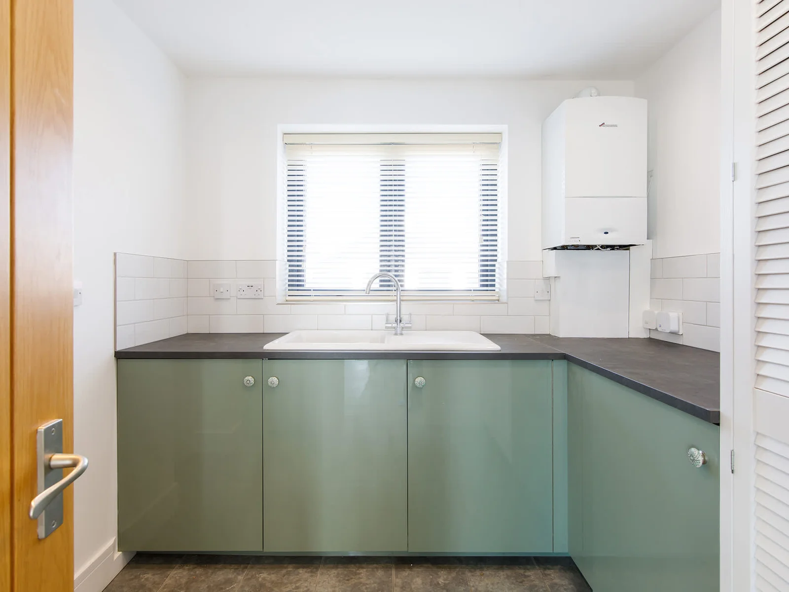The spacious utility is perfect for sorting washing and beach bags.