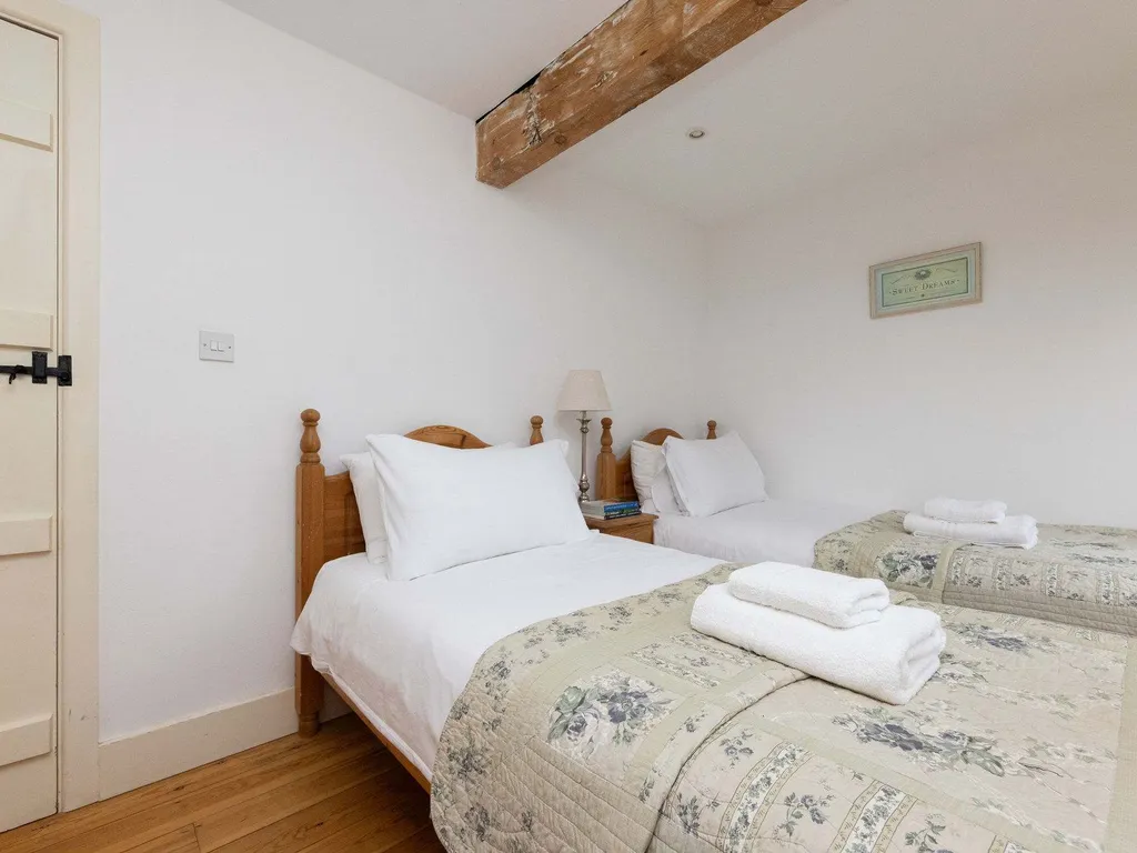 The Dairy – Spacious 3 bed barn in Sidlesham