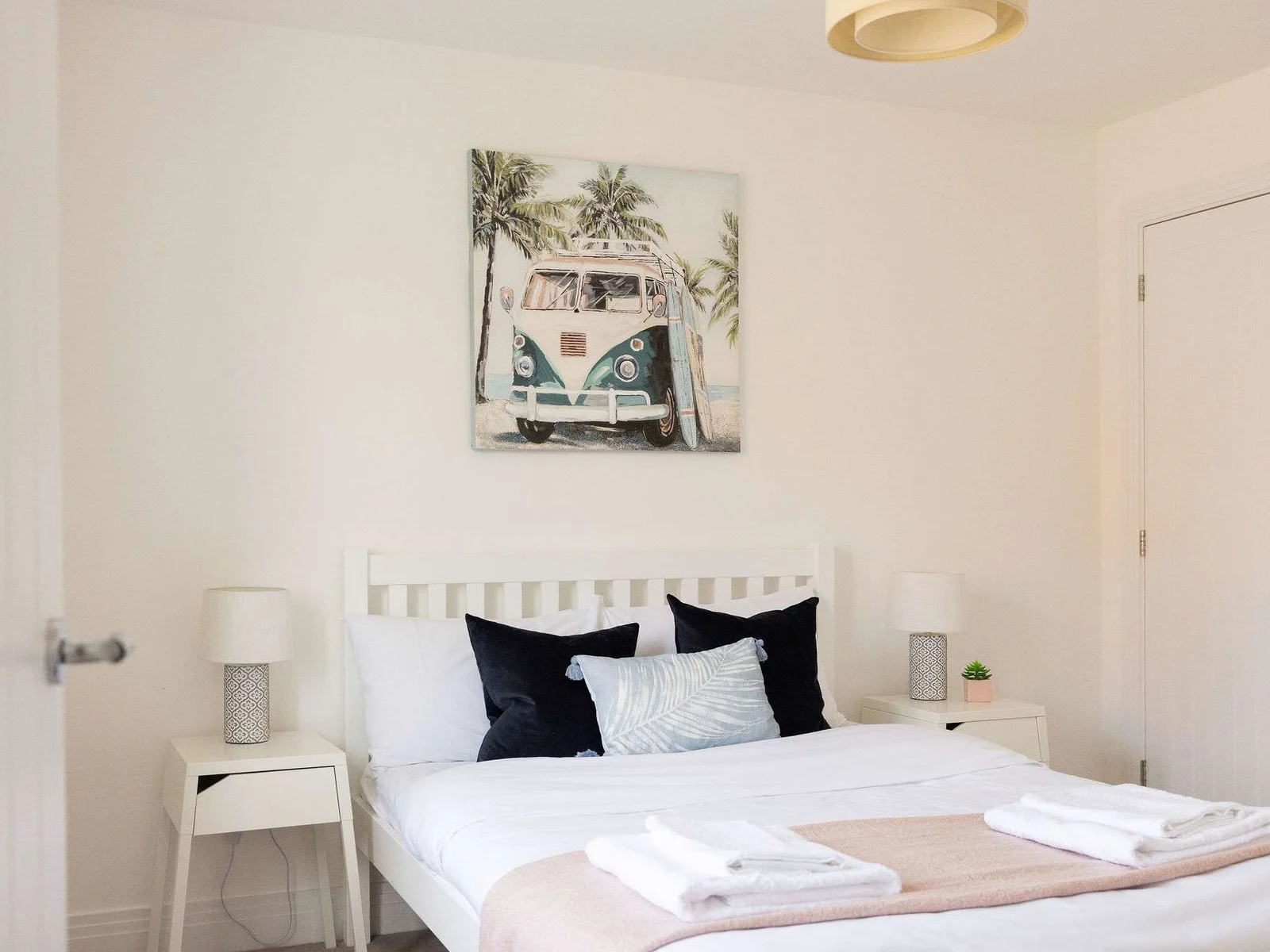 Cosy double, with side tables, reading lamps and bed throws and cushions to create a true home from home feel.