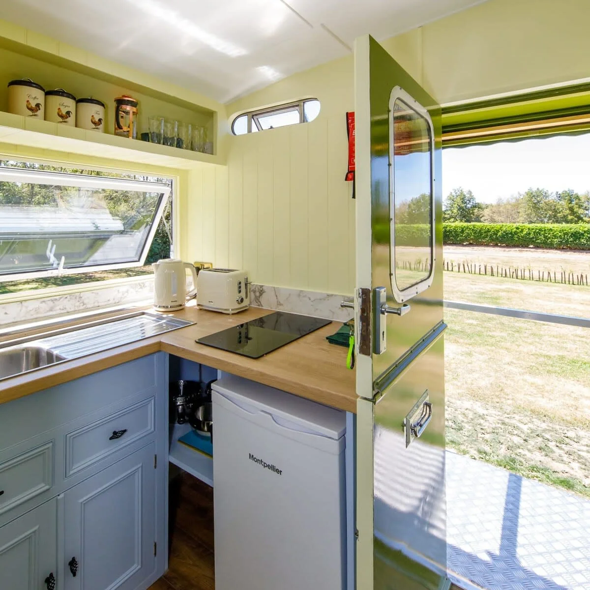 The kitchenette has a two ring hob, toaster, microwave and kettle.