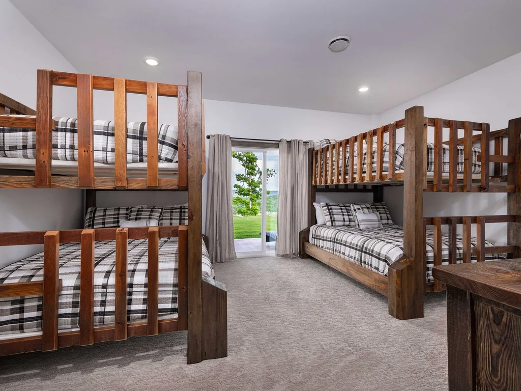 Home with Easy Access to Pickleball & Playground Fun