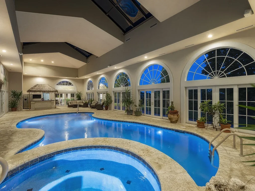 The Bella Vista Estate