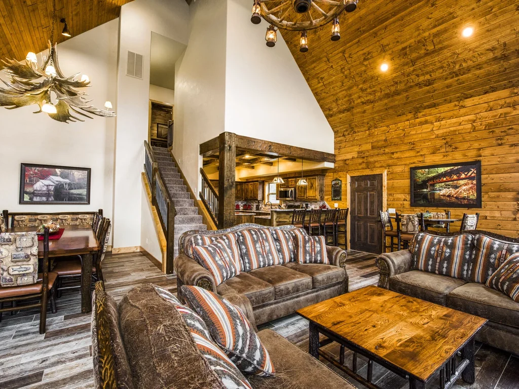 The Rustic-Chic Lake House