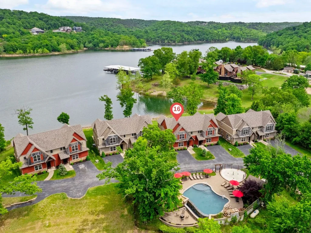 Scenic Acres Home by the Lake
