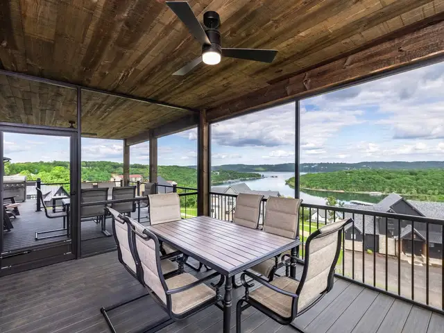Lakeside Luxury: Your Private Dock Awaits