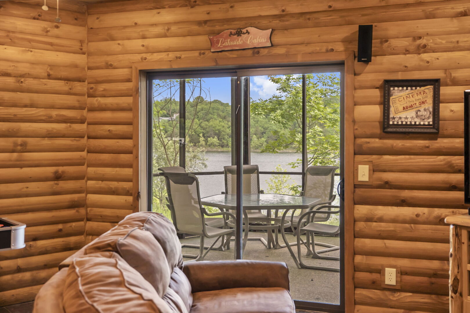 Chalets Lodge #3 The Black Bear