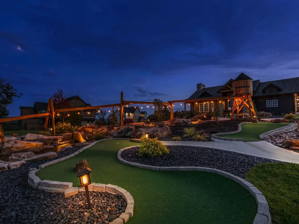 Lakeside Luxury: Where Fun Meets Modern Living