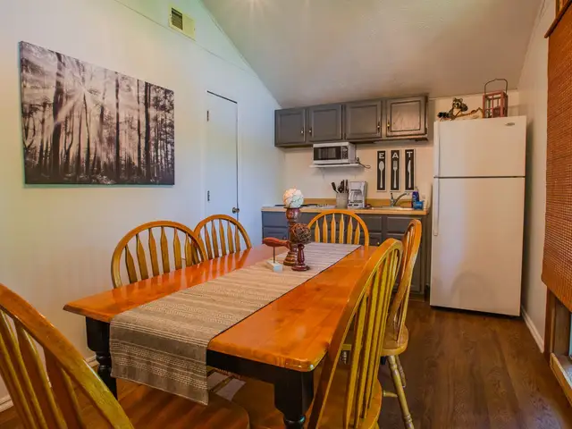 Golden Arrow Cabin #12