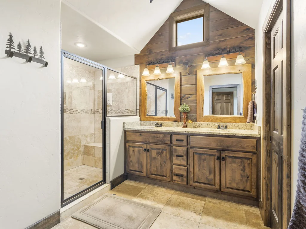 The Ozark Lodge | Rustic Luxury Home