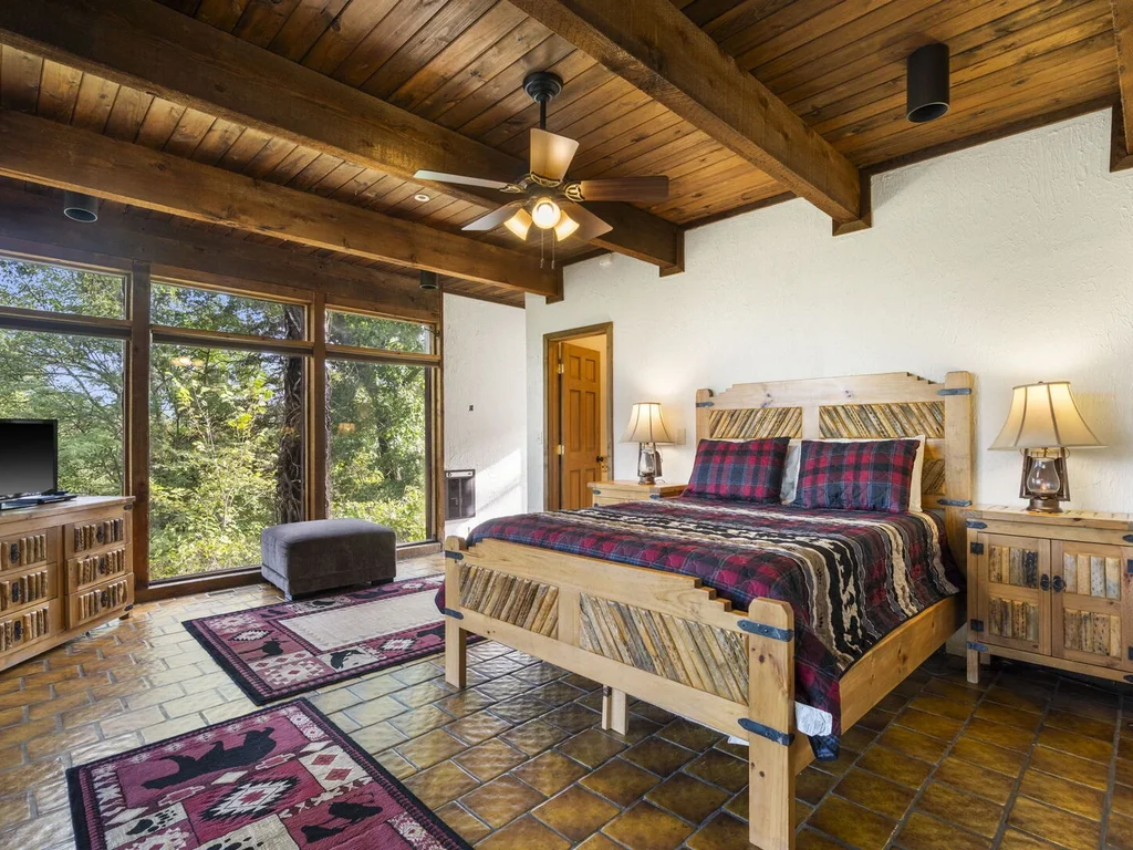 The Bear Lake Lodge