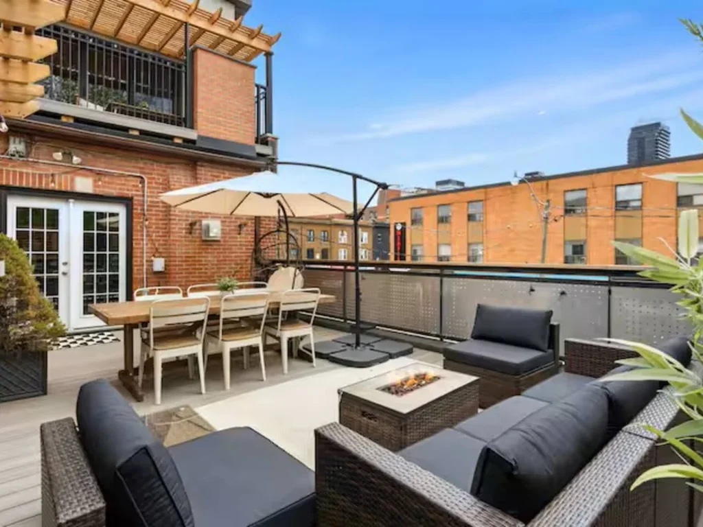 Luxury Midtown Oasis Sleeps10 +Outdoor +Subway