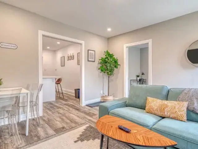 Kirkendall Family Suite – Mins to DT, WIFI