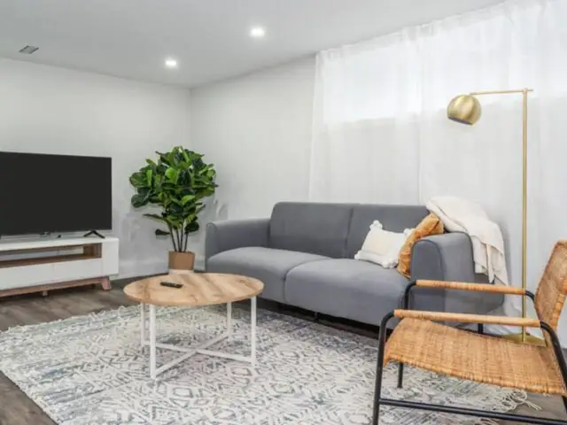 Modern 2 bed • Mins to St.Joes hospital