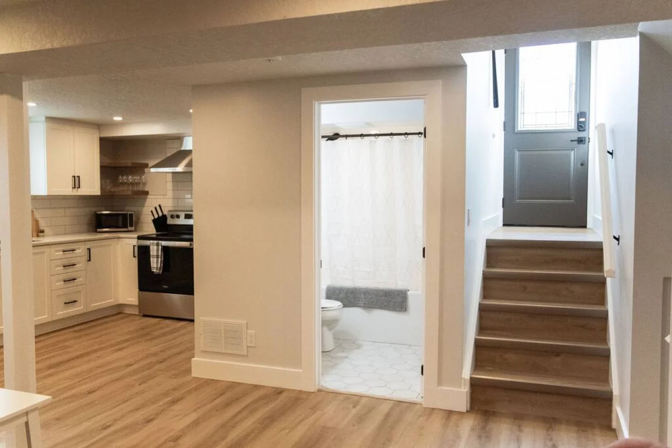 A sophisticated design that is gender-neutral so everyone can enjoy the living space throughout the day.