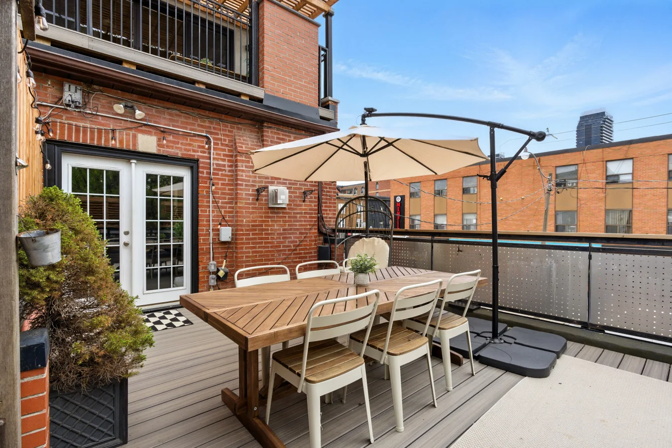 A comfortable interior space to create even more memories!