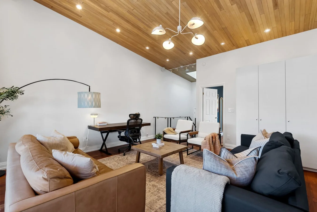 As you take a seat in the living room, the comfortable furniture and tasteful design make it easy to unwind.