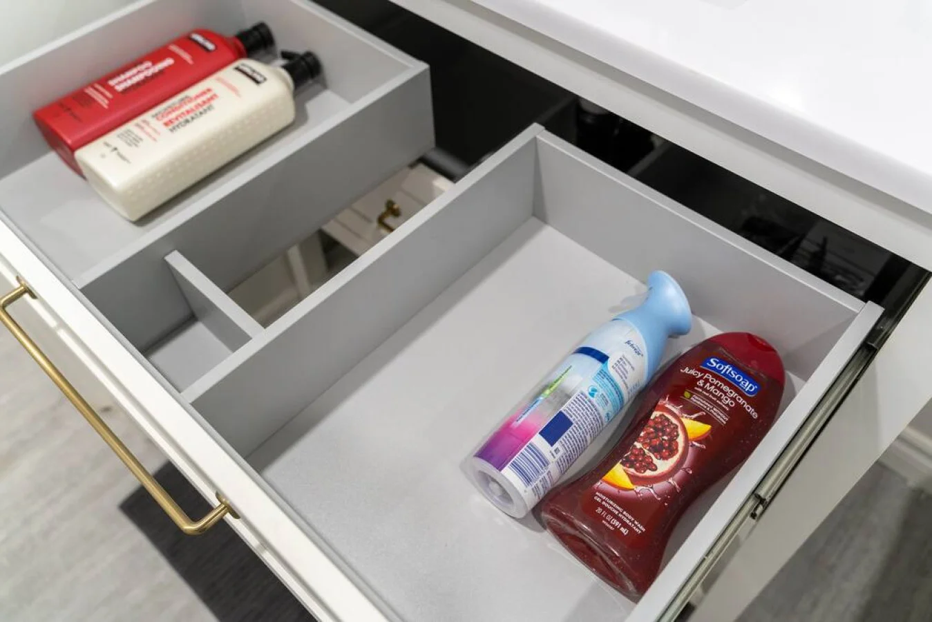 Toiletries cabinet