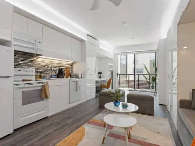 Free parking | Near Downtown + Museum Nearby