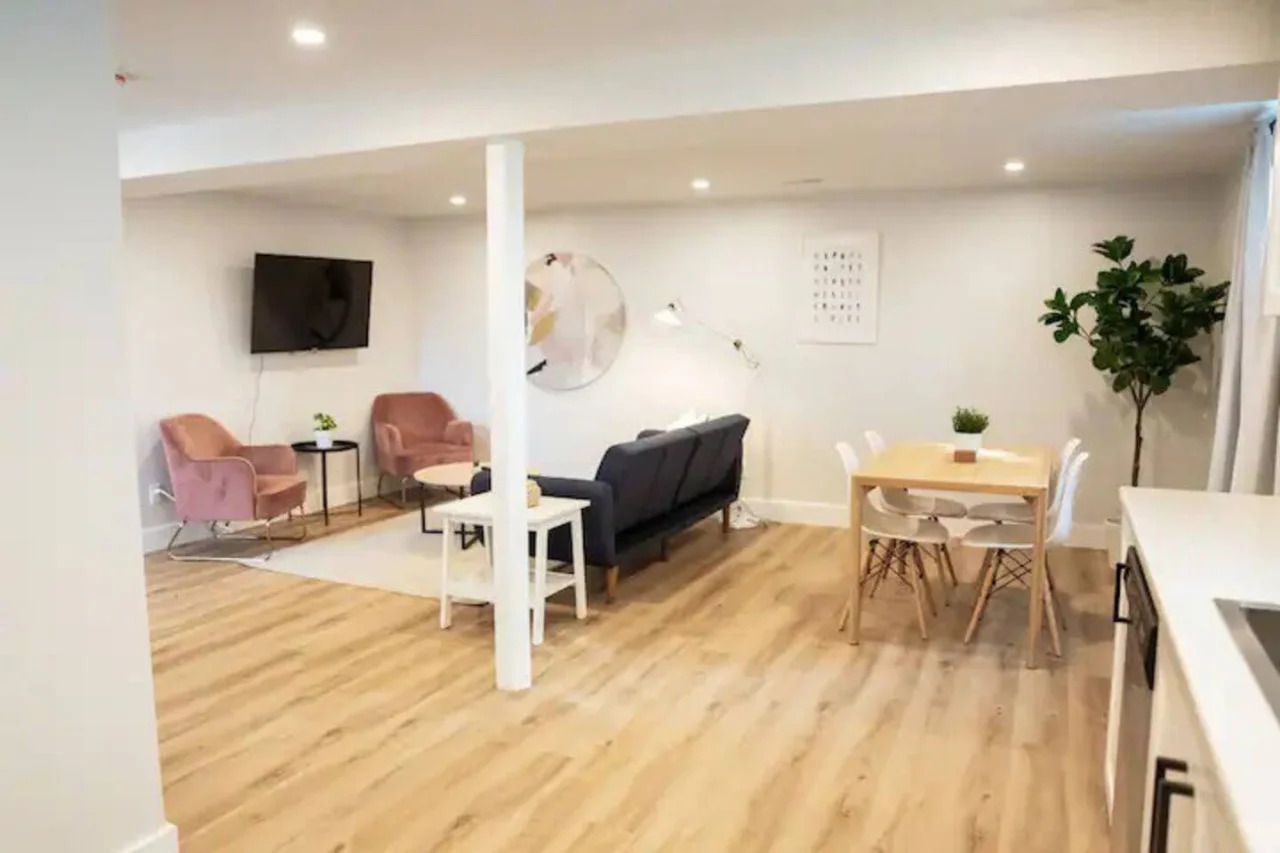 As you take a seat in the living room, the comfortable furniture and tasteful design make it easy to unwind.