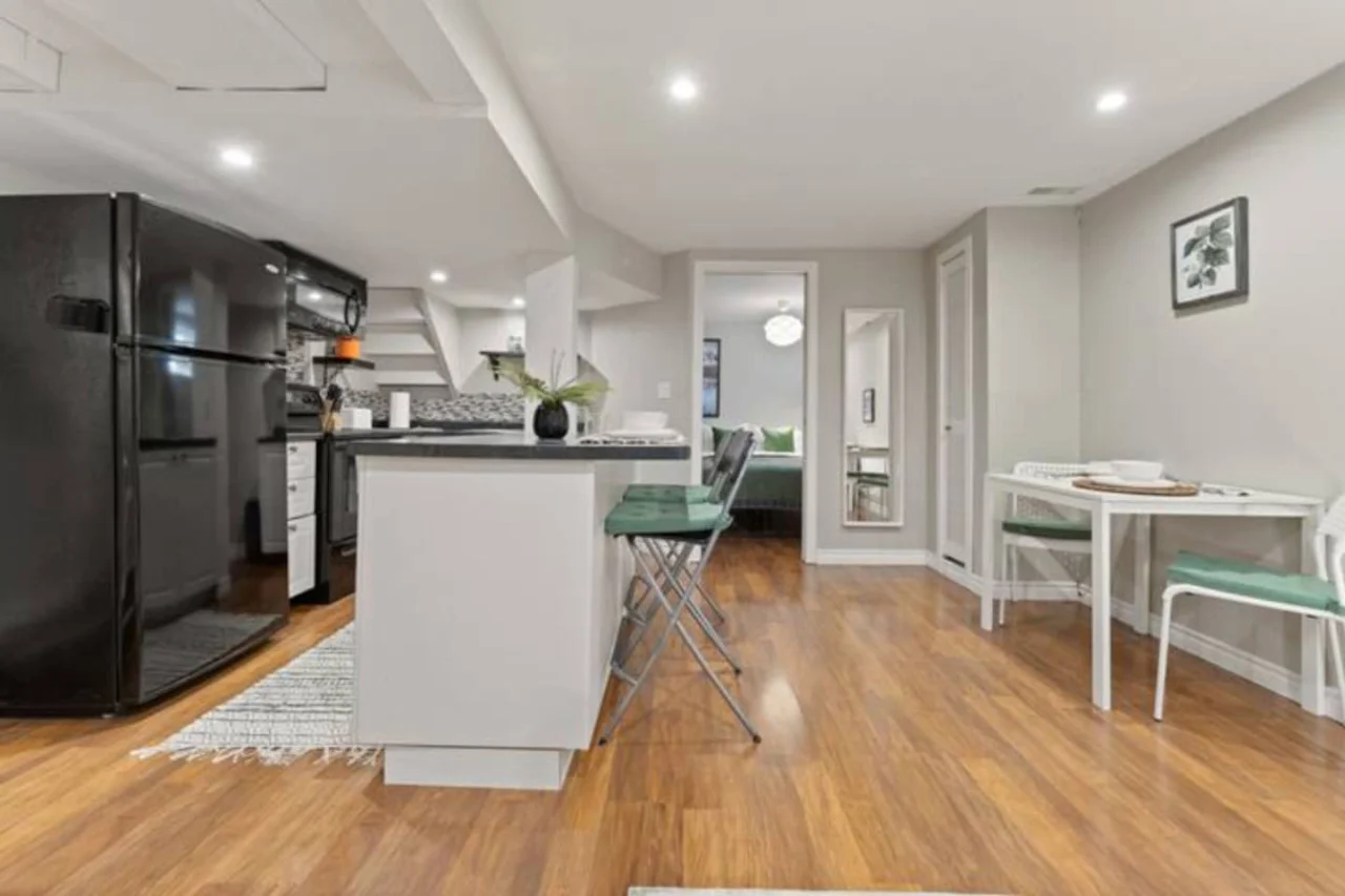 A sophisticated design that is gender-neutral so everyone can enjoy the living space throughout the day.