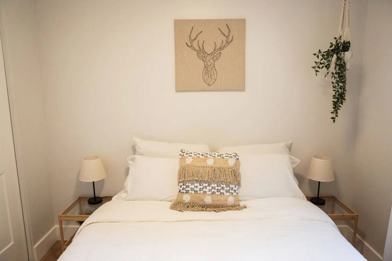 As you lie back on the queen bed, you are surrounded by elegant decor and a soothing color palette that calms the senses.
