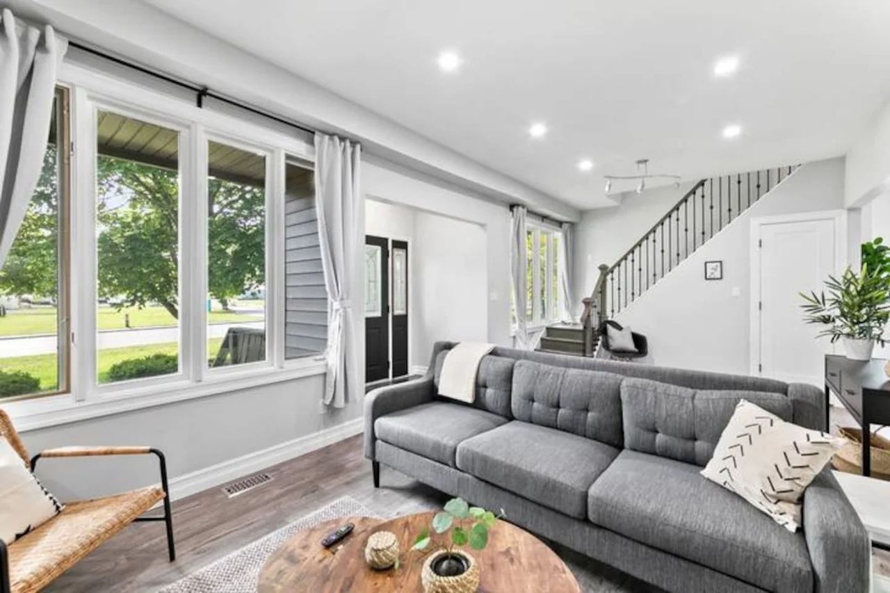 As you take a seat in the living room, the comfortable furniture and tasteful design make it easy to unwind.