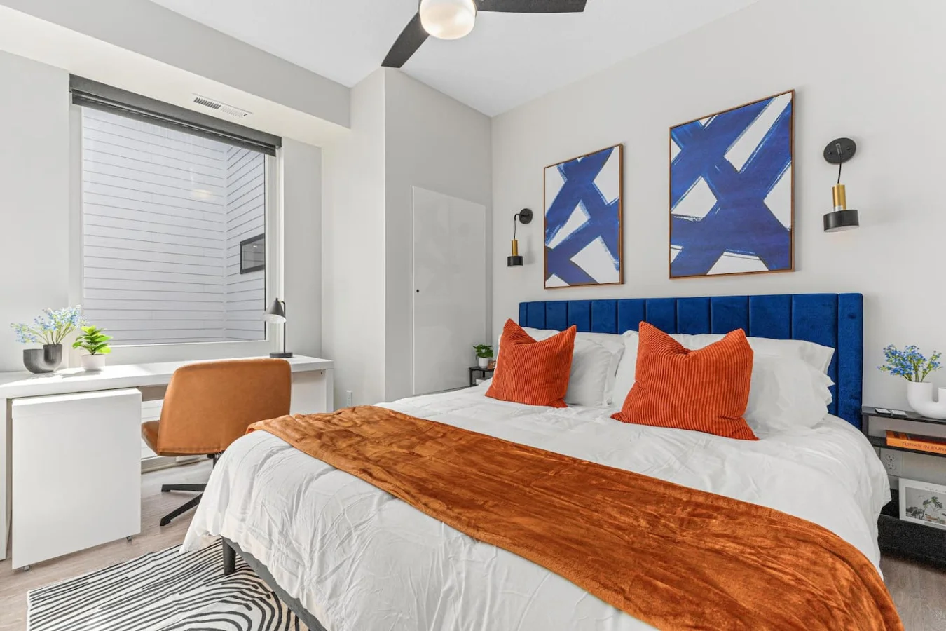 Need to check in with work? A dedicated desk area makes remote work easy and comfortable.