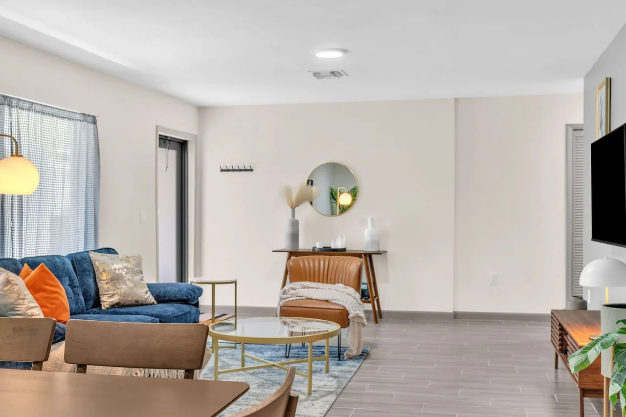 As you take a seat in the living room, the comfortable furniture and tasteful design make it easy to unwind.