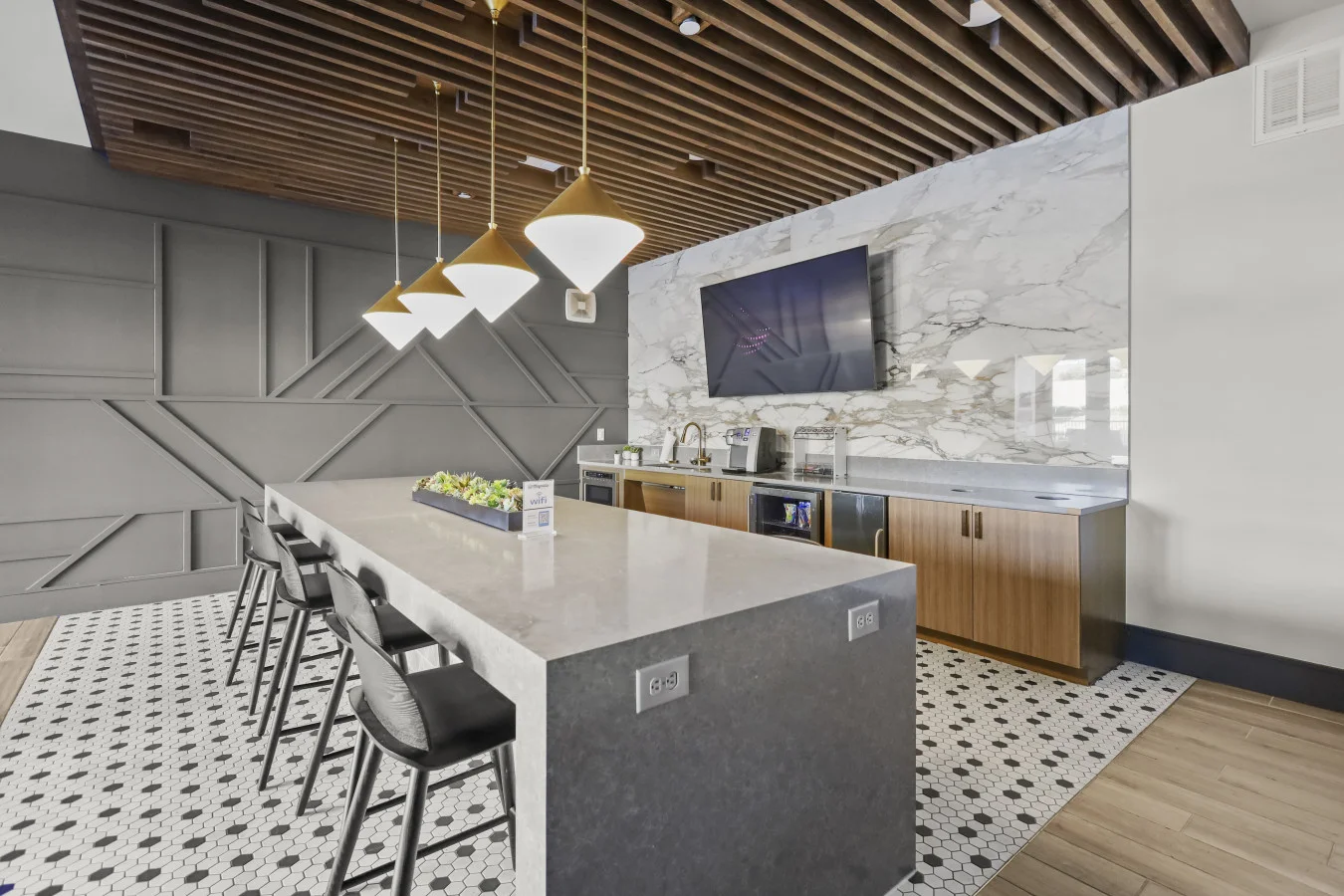 A beautiful space for creating beautiful memories with your friends or loved ones!