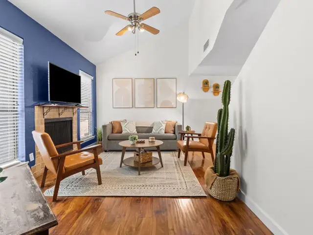 Modern 2BR Austin Retreat | 6 Min to Downtown