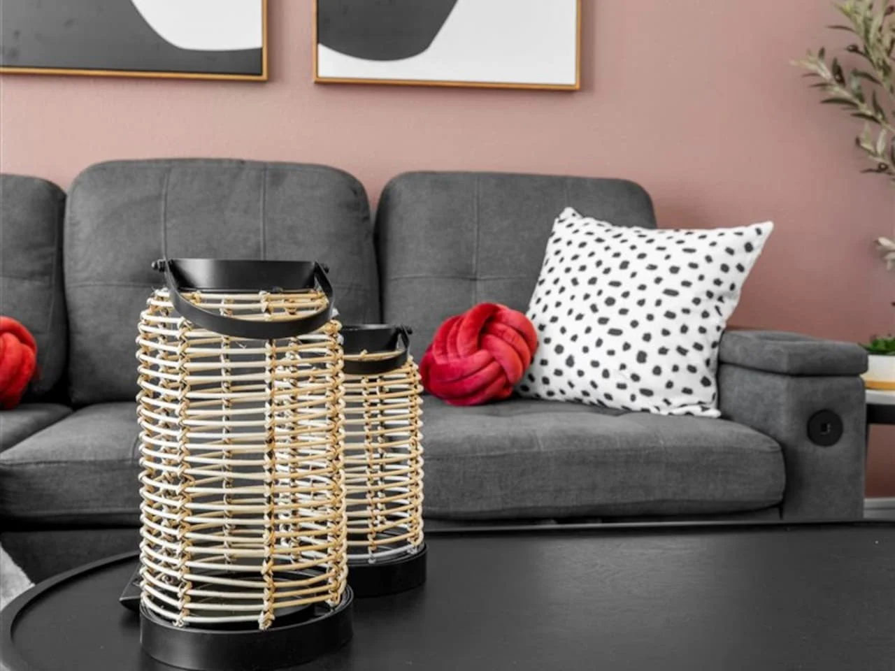 You feel a sense of peace as you step into the living room , with its inviting decor and soothing tones.