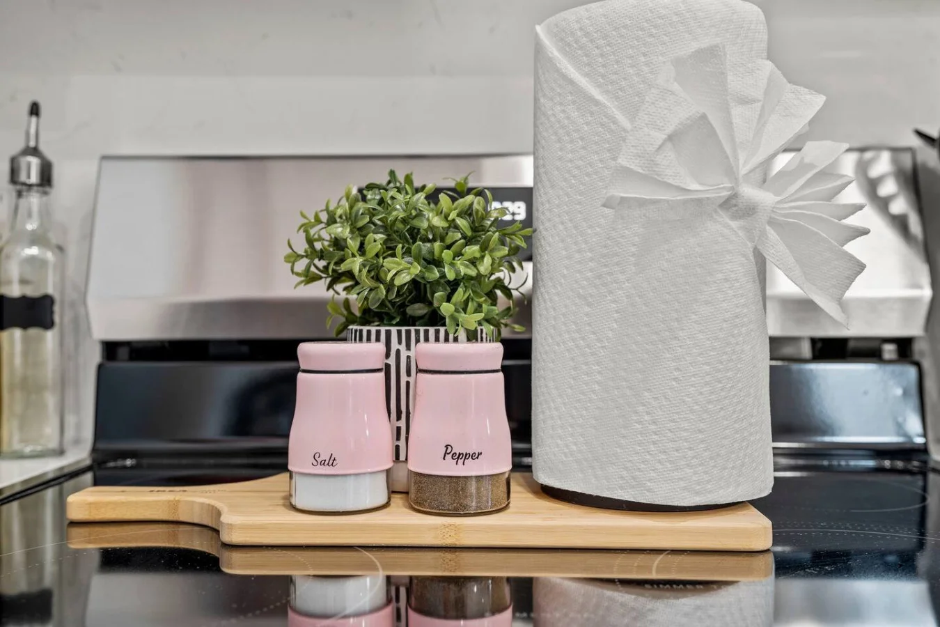 Salt/pepper shaker and paper towel to for cooking/eating.