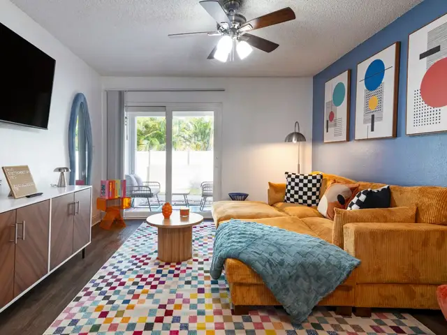 Bright 2BR Tampa Retreat • Near Bay & Downtown
