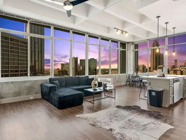 The Luxe Quarters