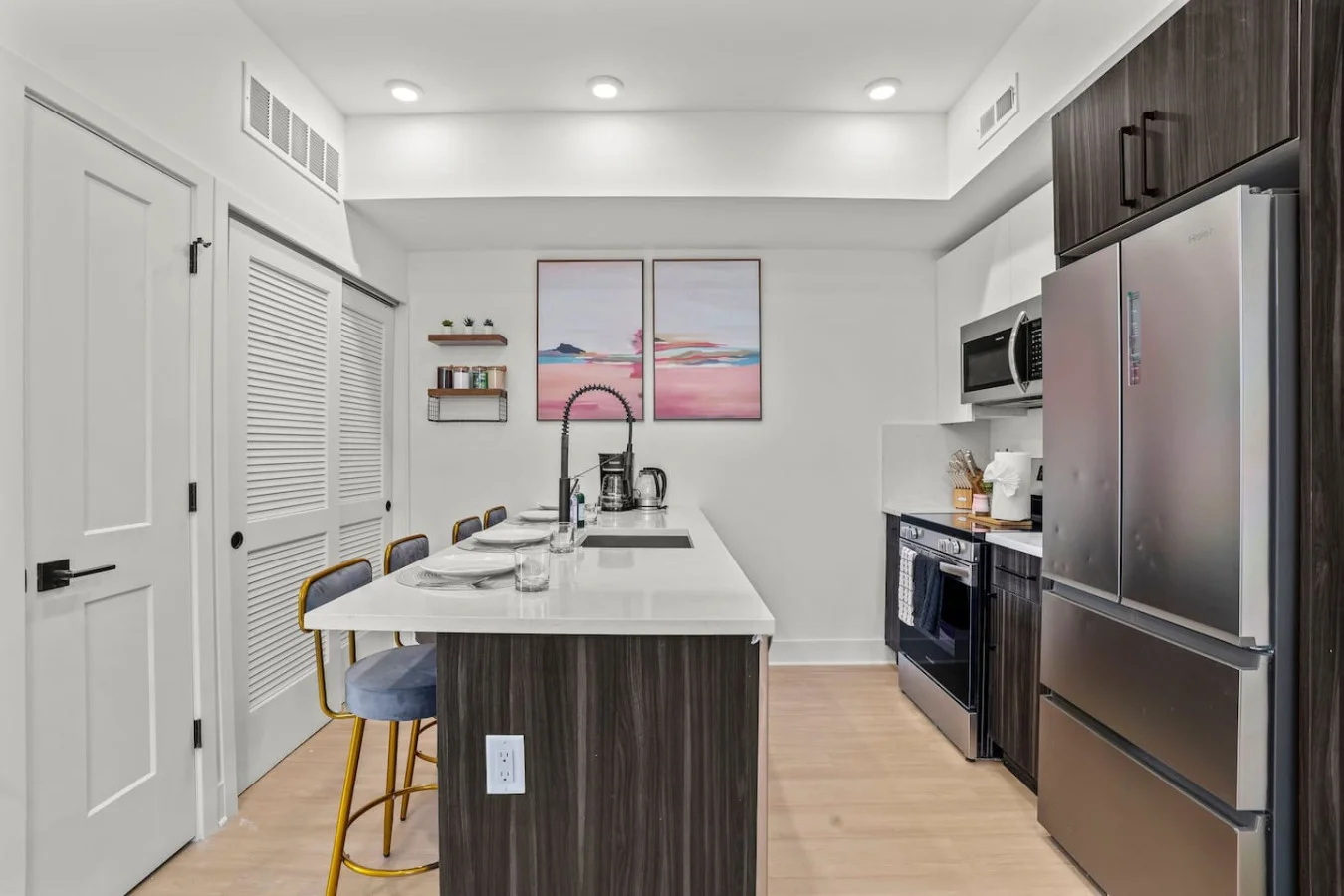 Breakfast bar/dining area in the kitchen that comfortably sits 4 people.