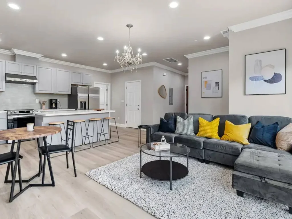 3bd-Sleeps 8+Stanford+META+GOOG