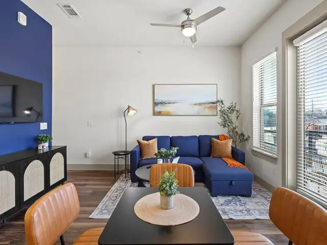 1 Bed | 1 Bath | 9min to Downtown | Free Parking