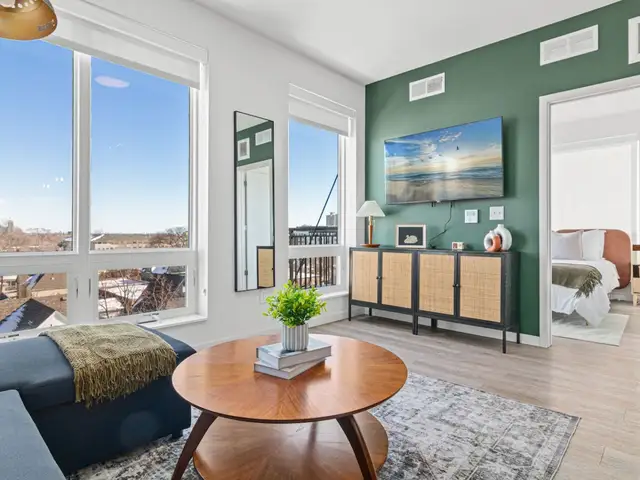 Modern 1BR| Gym+Rooftop | Uptown Minneapolis