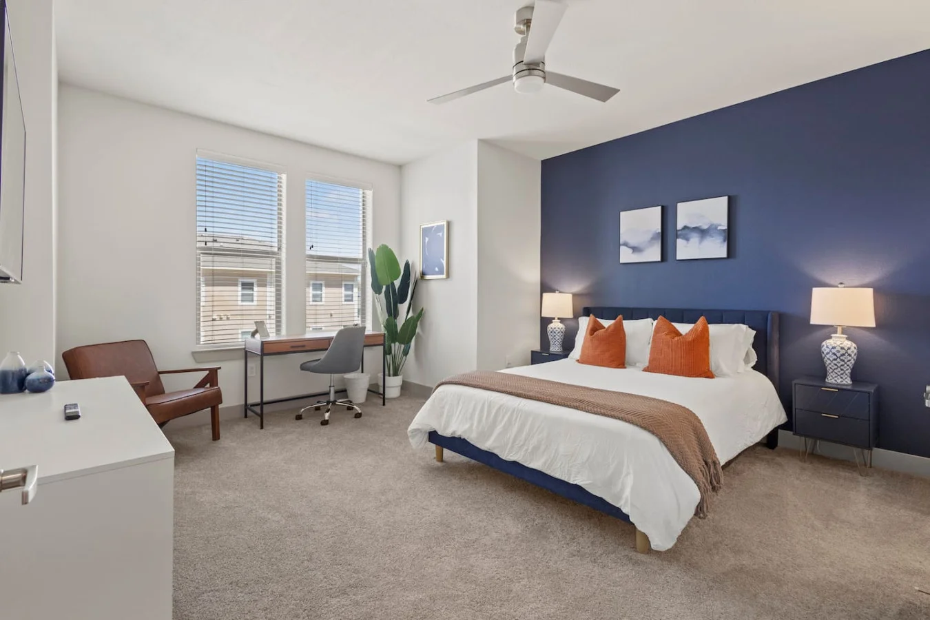 You’ll feel enveloped in warmth in this charming room with its rich wood accents and inviting bed. Wake up refreshed, surrounded by rustic coziness, and enjoy the perfect mix of comfort and natural vibes