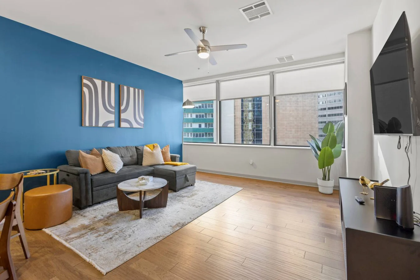 Luxe Apt W/Parking CityView|Pool|Gym|PoolTable